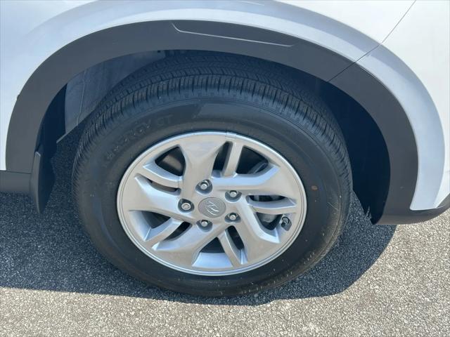 2025 Hyundai Venue SE