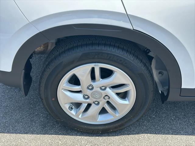 2025 Hyundai Venue SE