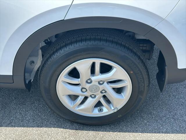 2025 Hyundai Venue SE