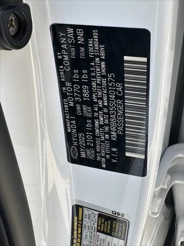 2025 Hyundai Venue SE
