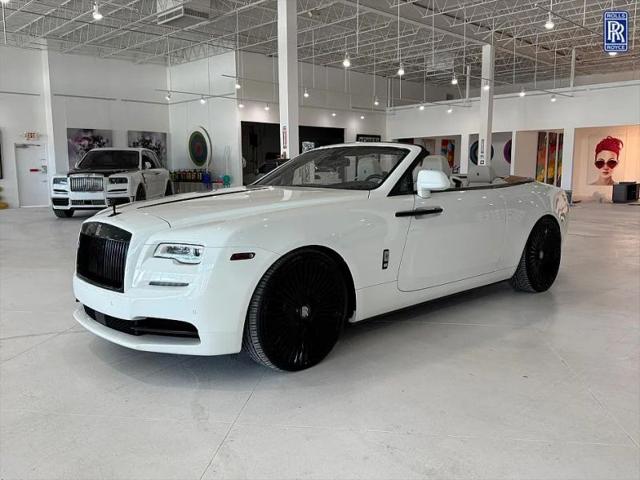 2016 Rolls-Royce Dawn Base