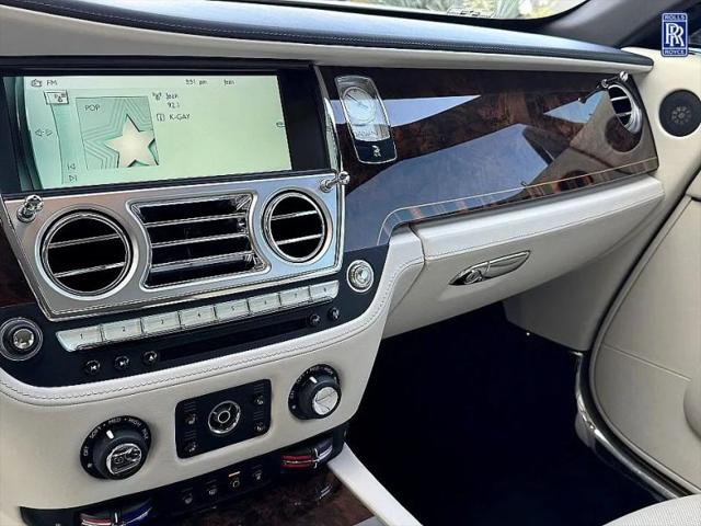 2016 Rolls-Royce Dawn Base