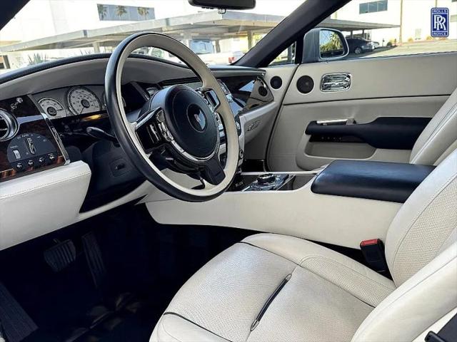 2016 Rolls-Royce Dawn Base