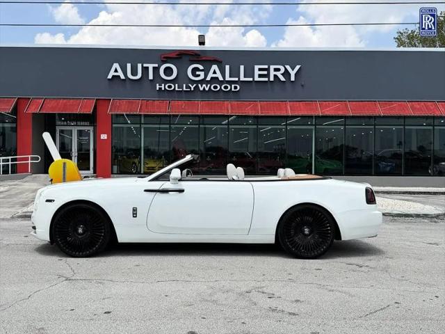 2016 Rolls-Royce Dawn Base