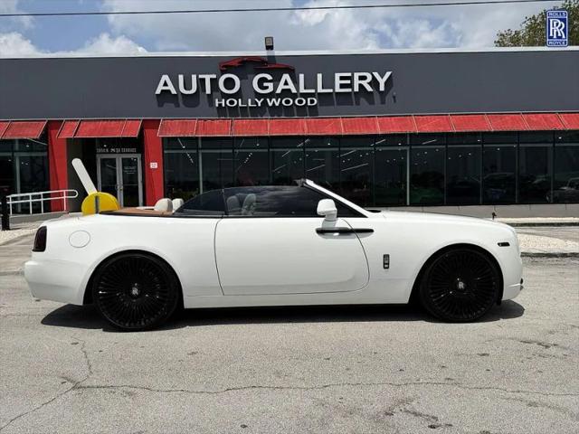 2016 Rolls-Royce Dawn Base