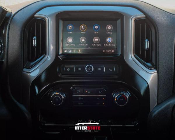 2021 Chevrolet Silverado 1500 2WD Crew Cab Short Bed Custom