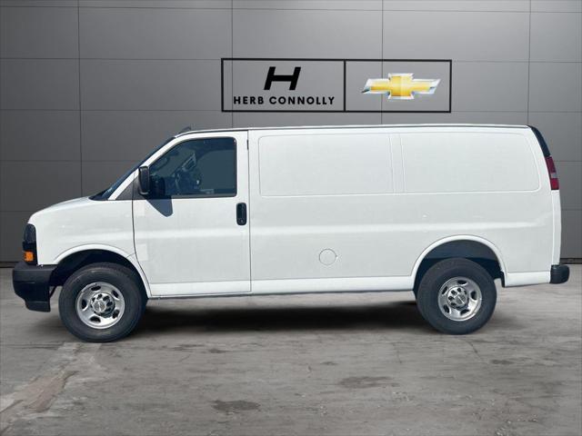2025 Chevrolet Express Cargo Van RWD 2500 Regular Wheelbase WT
