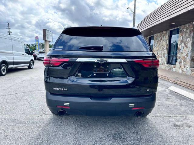 2023 Chevrolet Traverse FWD LT Leather