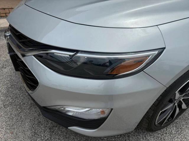 2022 Chevrolet Malibu FWD RS