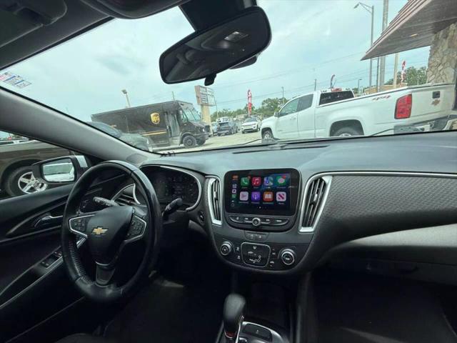 2022 Chevrolet Malibu FWD RS