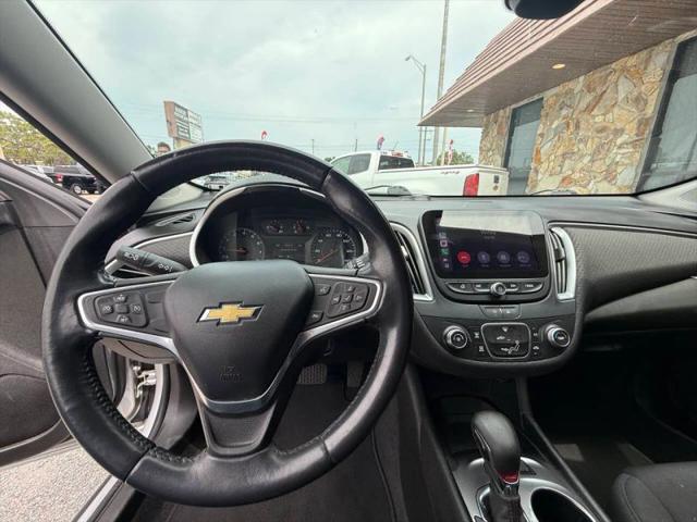 2022 Chevrolet Malibu FWD RS