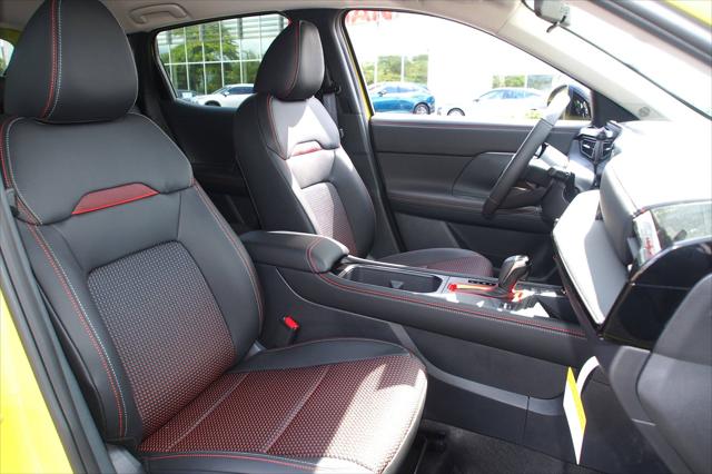 2025 Nissan Kicks SR FWD