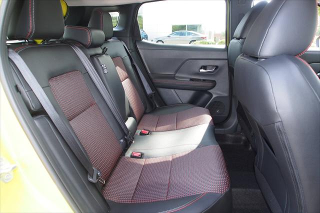 2025 Nissan Kicks SR FWD