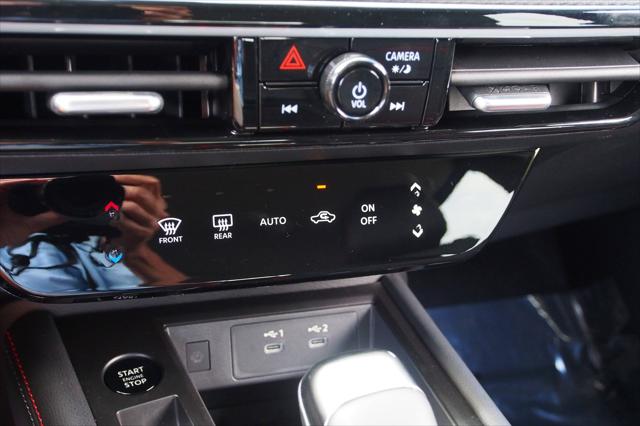 2025 Nissan Kicks SR FWD