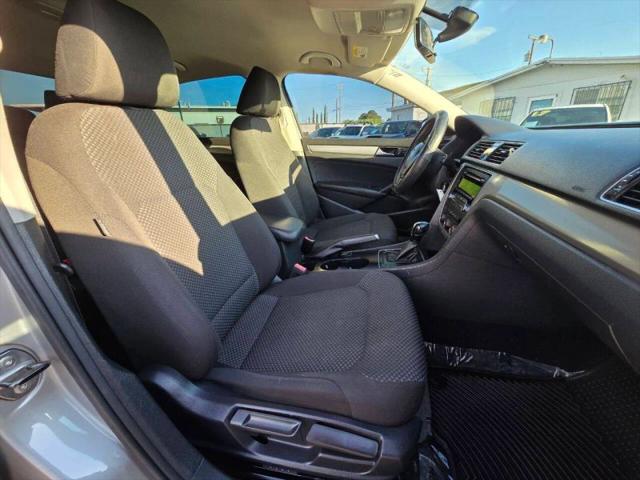 2014 Volkswagen Passat 1.8T S