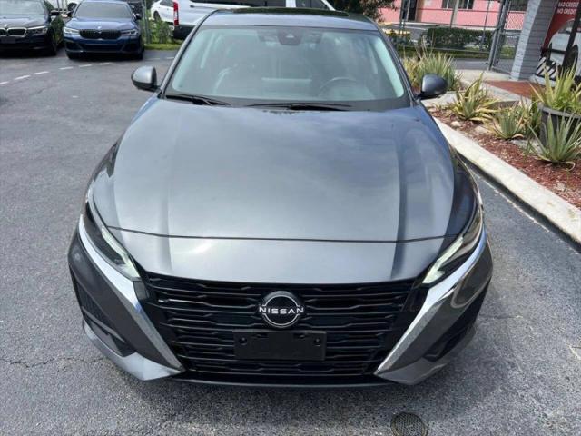 2023 Nissan Altima SL FWD