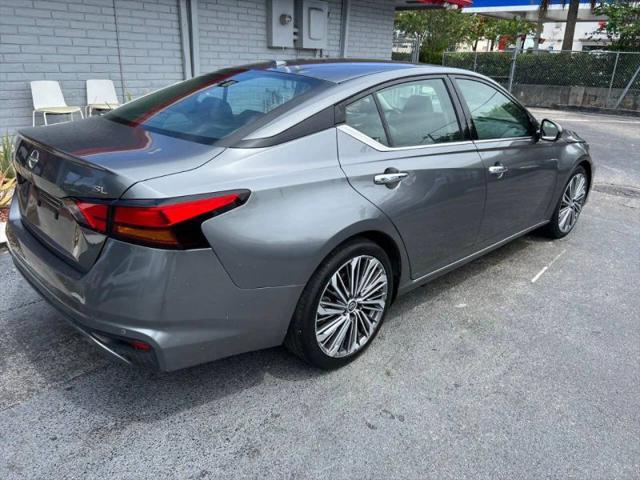 2023 Nissan Altima SL FWD