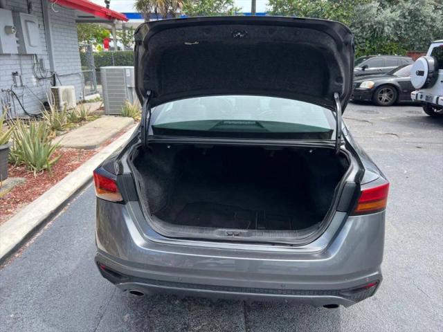 2023 Nissan Altima SL FWD