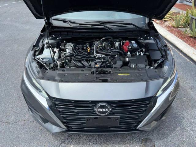 2023 Nissan Altima SL FWD