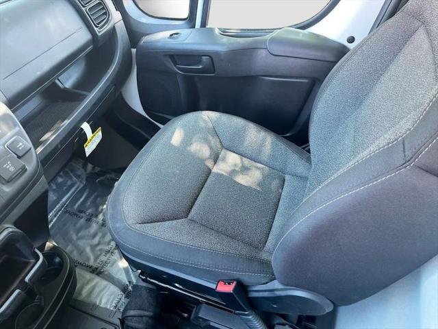 2024 Ram ProMaster Cargo Van Tradesman High Roof 159" WB EXT w/Pass Seat
