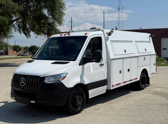 2019 Freightliner Sprinter Standard Roof V6