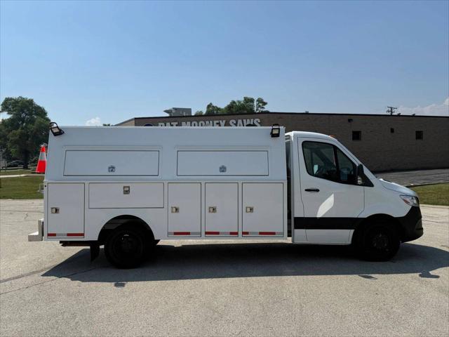 2019 Freightliner Sprinter Standard Roof V6