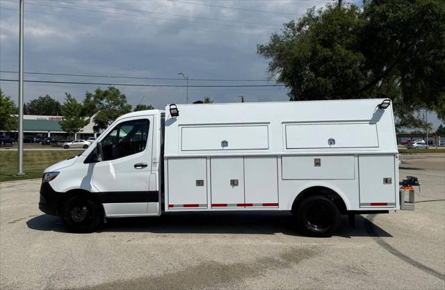2019 Freightliner Sprinter Standard Roof V6