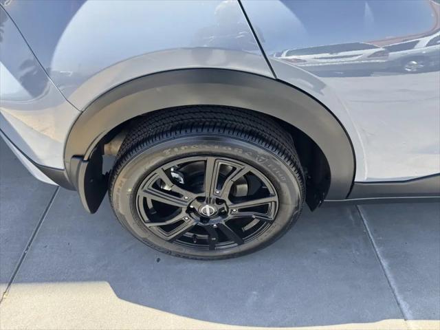 2023 Nissan Kicks SR Xtronic CVT