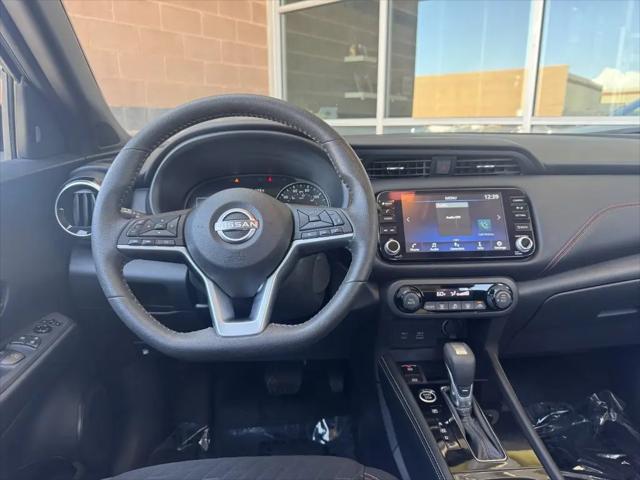 2023 Nissan Kicks SR Xtronic CVT