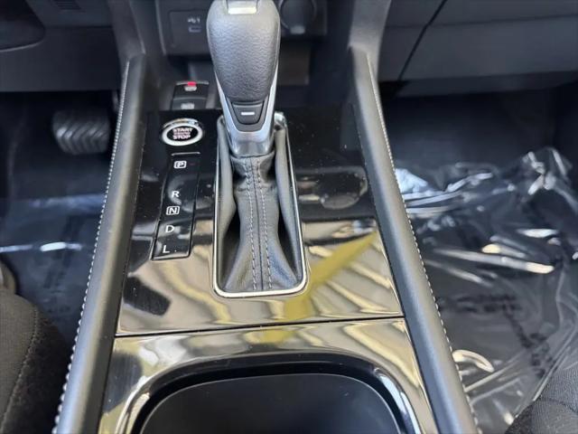 2023 Nissan Kicks SR Xtronic CVT