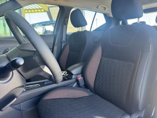 2023 Nissan Kicks SR Xtronic CVT