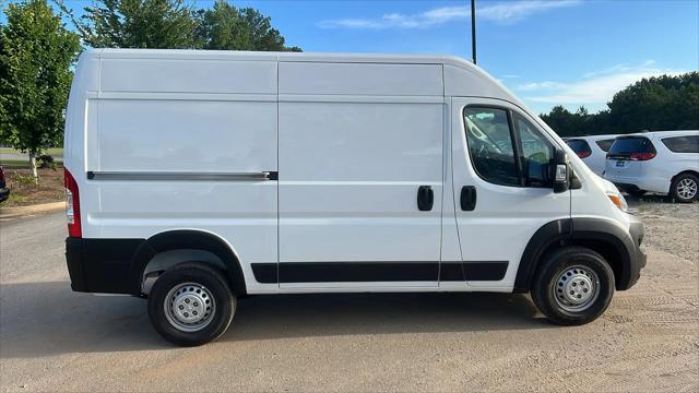 2025 Ram ProMaster Cargo Van Tradesman High Roof 136" WB w/Pass Seat