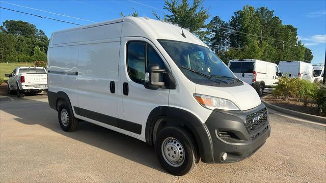 2025 Ram ProMaster 2500 Cargo Van Tradesman High Roof 136" WB w/Pass Seat