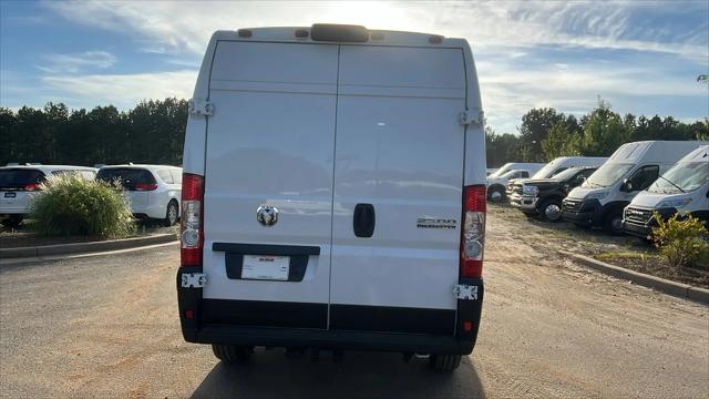 2025 Ram ProMaster 2500 Cargo Van Tradesman High Roof 136" WB w/Pass Seat