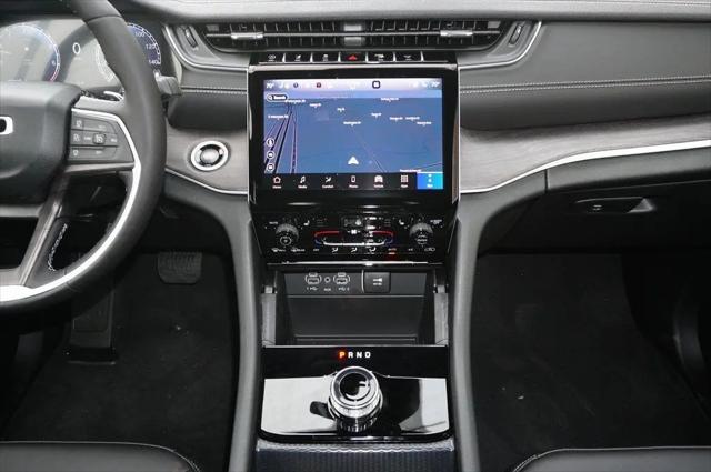 2025 Jeep Grand Cherokee L Limited 4x2
