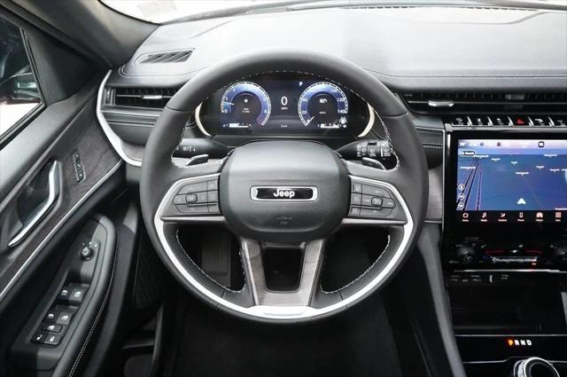 2025 Jeep Grand Cherokee L Limited 4x2
