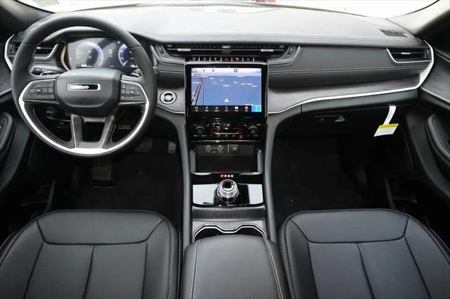 2025 Jeep Grand Cherokee L Limited 4x2