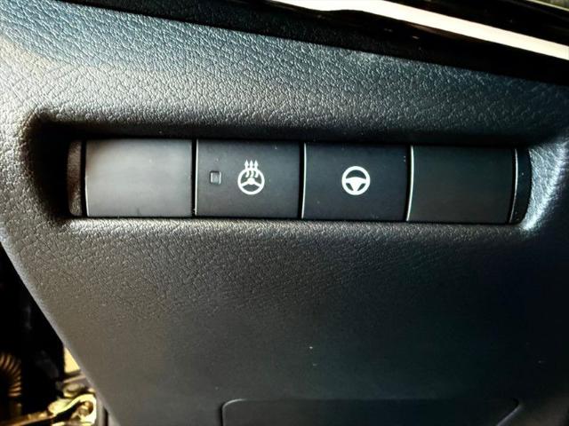 2025 Nissan Kicks SR Intelligent AWD