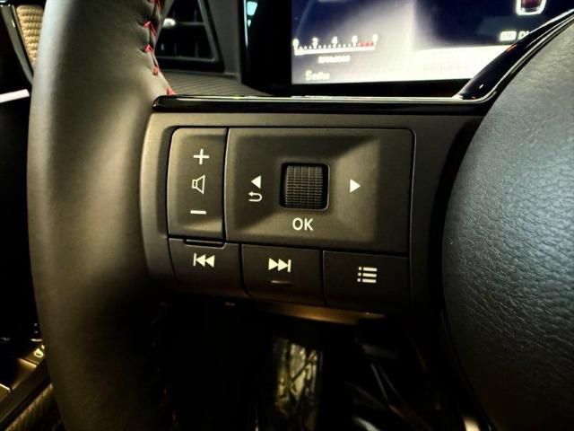 2025 Nissan Kicks SR Intelligent AWD