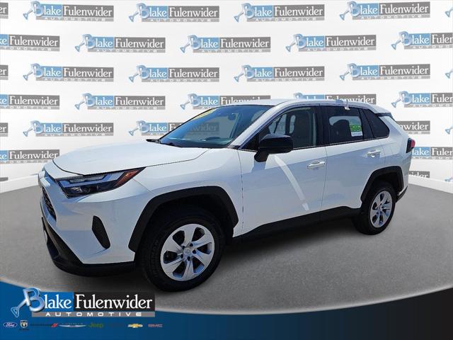 2023 Toyota RAV4 LE