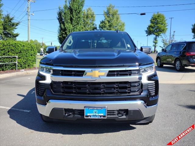 2023 Chevrolet Silverado 1500 4WD Crew Cab Short Bed LT with 2FL