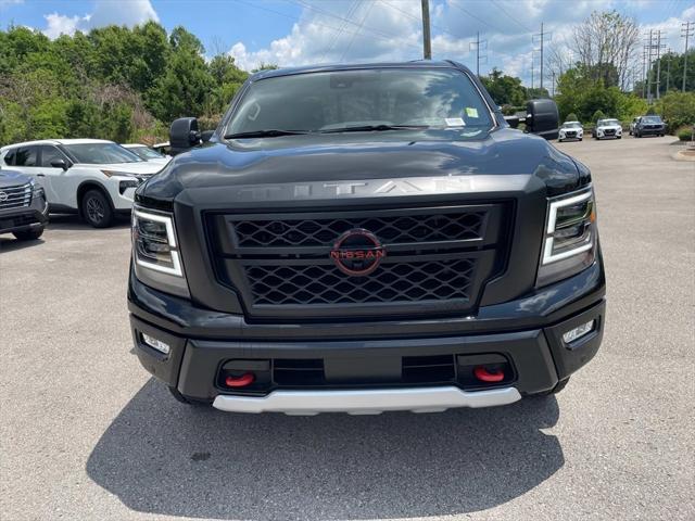 2024 Nissan TITAN Crew Cab PRO-4X 4x4