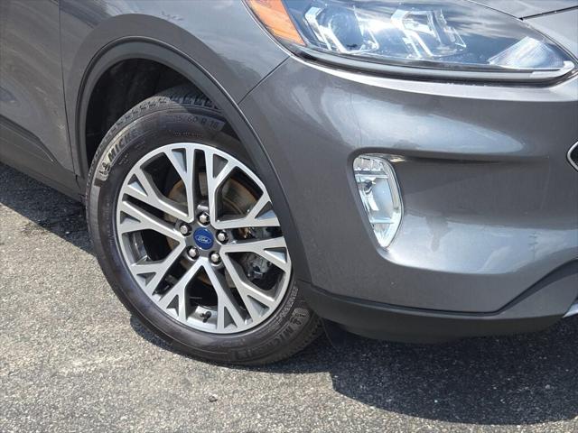2022 Ford Escape SEL Hybrid