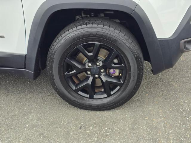 2017 Jeep Cherokee Trailhawk L Plus 4x4 2017 Jeep Cherokee Trailhawk L Plus 4x4