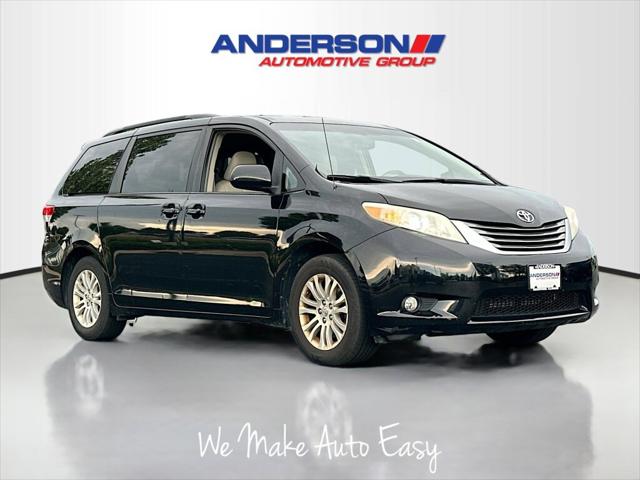 2011 Toyota Sienna XLE V6