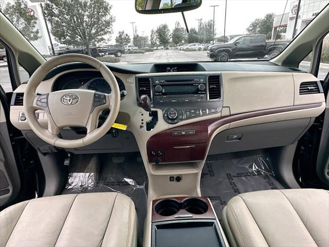 2011 Toyota Sienna XLE V6