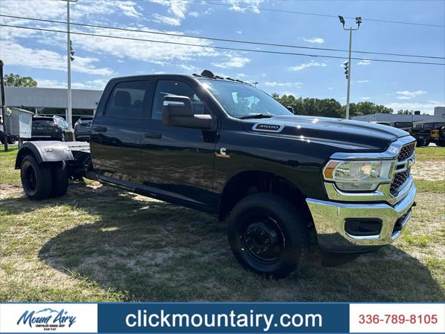 2023 RAM 3500 Chassis Tradesman/SLT/Laramie/Limited