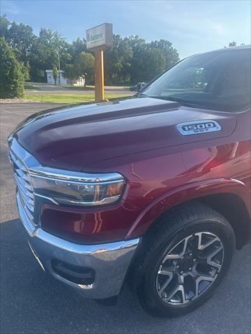 2025 RAM Ram 1500 RAM 1500 LARAMIE CREW CAB 4X4 57 BOX