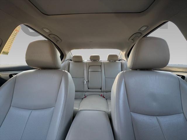 2022 INFINITI Q50 LUXE