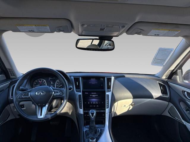 2022 INFINITI Q50 LUXE